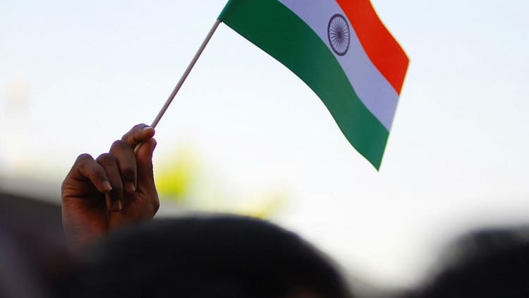 Индия введет до 100% пошлины на американские товары