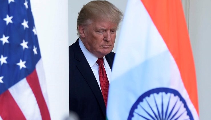 Индия увеличила импортные пошлины на 30 американских товаров
