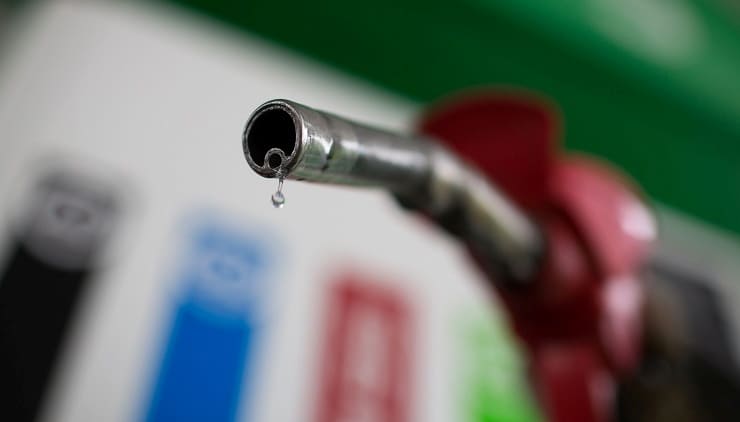Виновные в повышении цен на бензин установлены