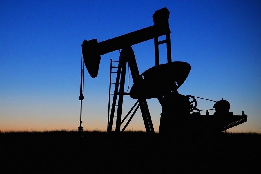 Объемы поставок российской нефти остаются высокими